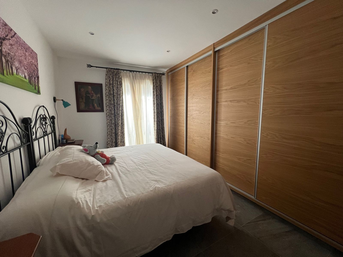 4 Bed Townhouse for sale in Estepona Costa Del Sol, Málaga, Spain