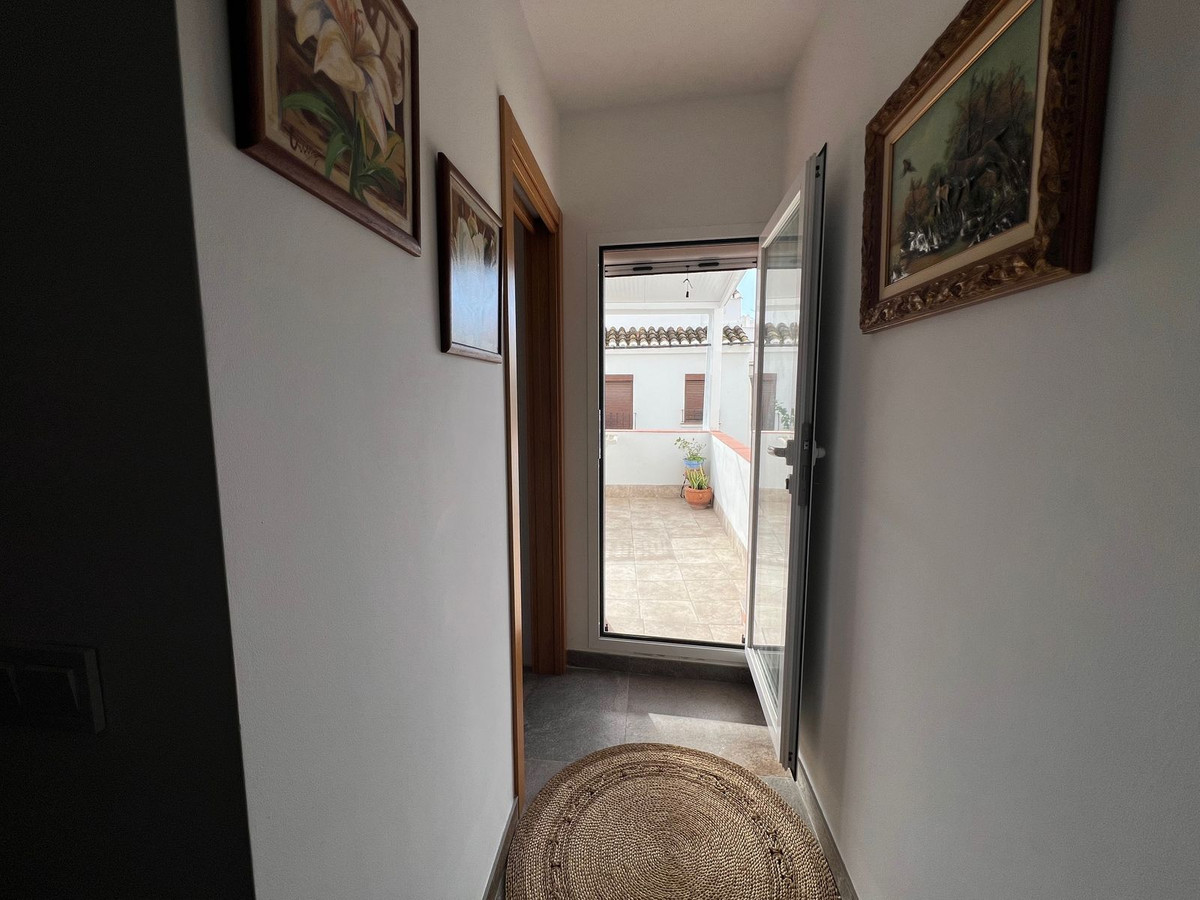 4 Bed Townhouse for sale in Estepona Costa Del Sol, Málaga, Spain