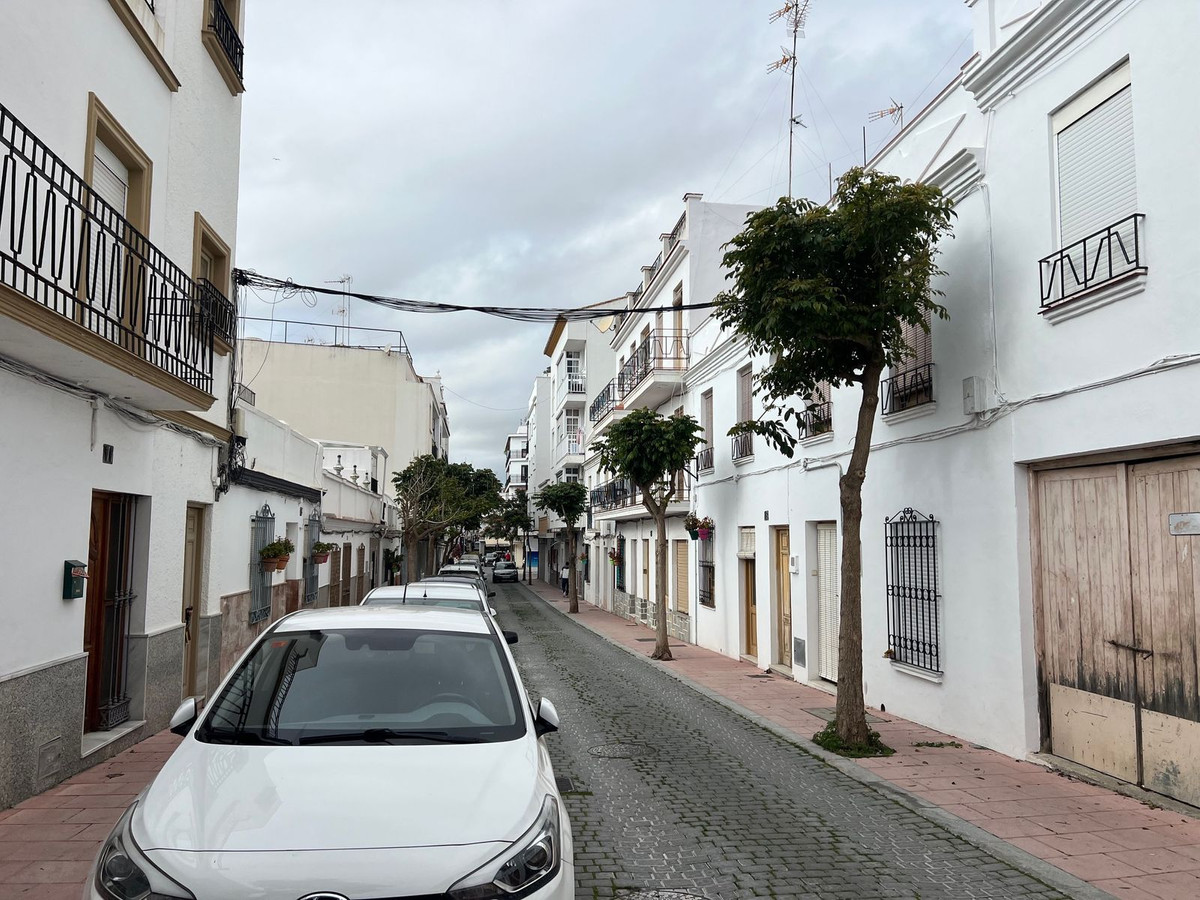 4 Bed Townhouse for sale in Estepona Costa Del Sol, Málaga, Spain