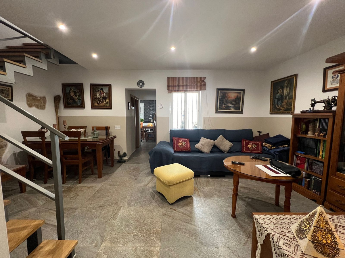 4 Bed Townhouse for sale in Estepona Costa Del Sol, Málaga, Spain