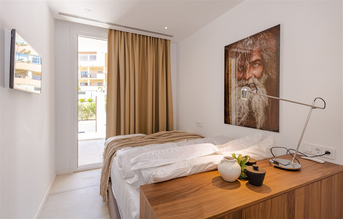 Se vende Villa - Chalet de 9 dormitorios en Costa Del Sol, Málaga, España