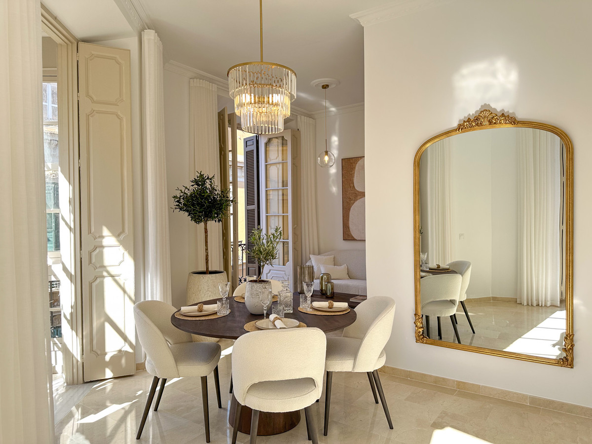 3 Bed Apartment for sale in Centro Histórico Málaga Ciudad, Málaga, Spain