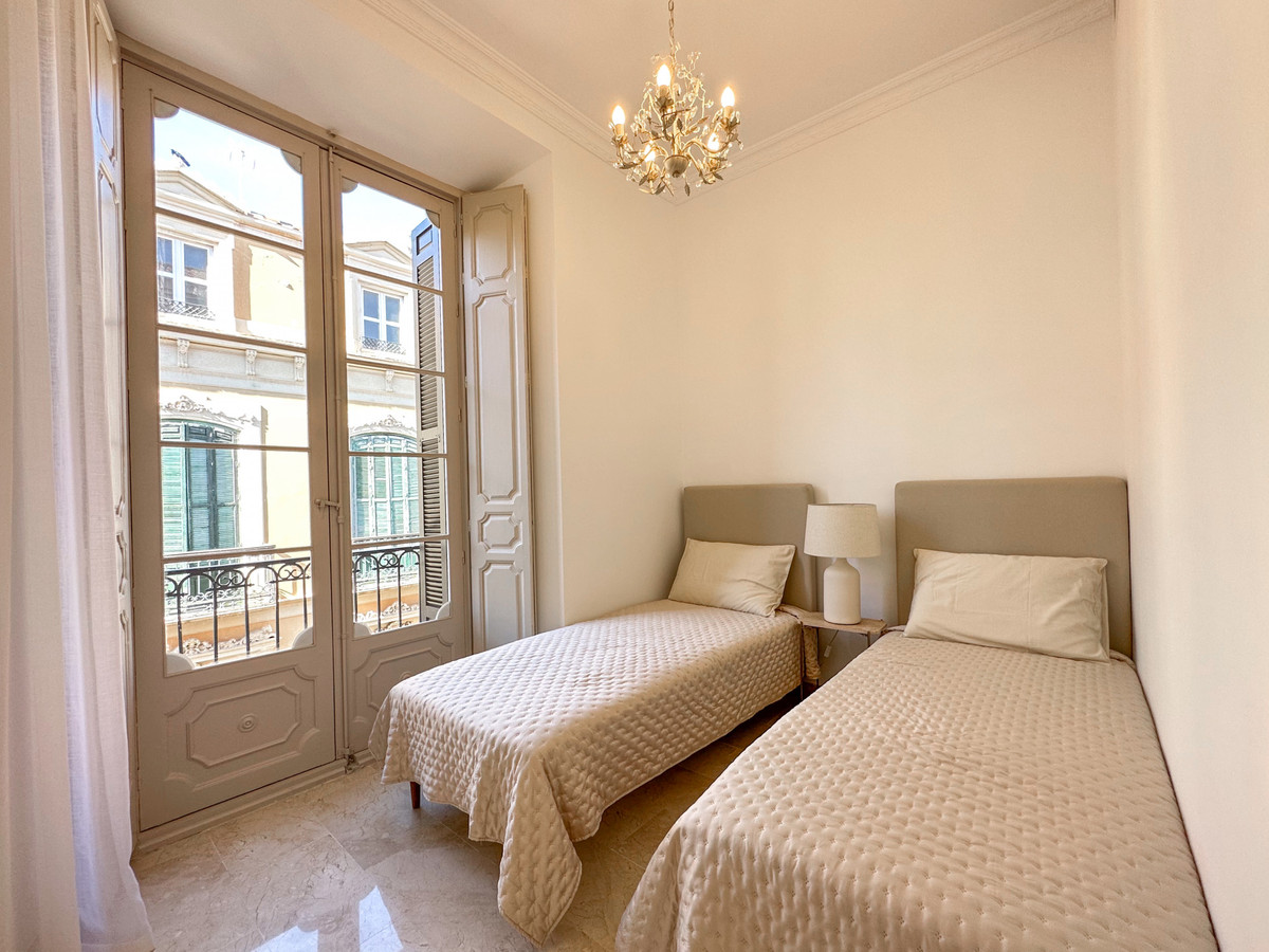 3 Bed Apartment for sale in Centro Histórico Málaga Ciudad, Málaga, Spain