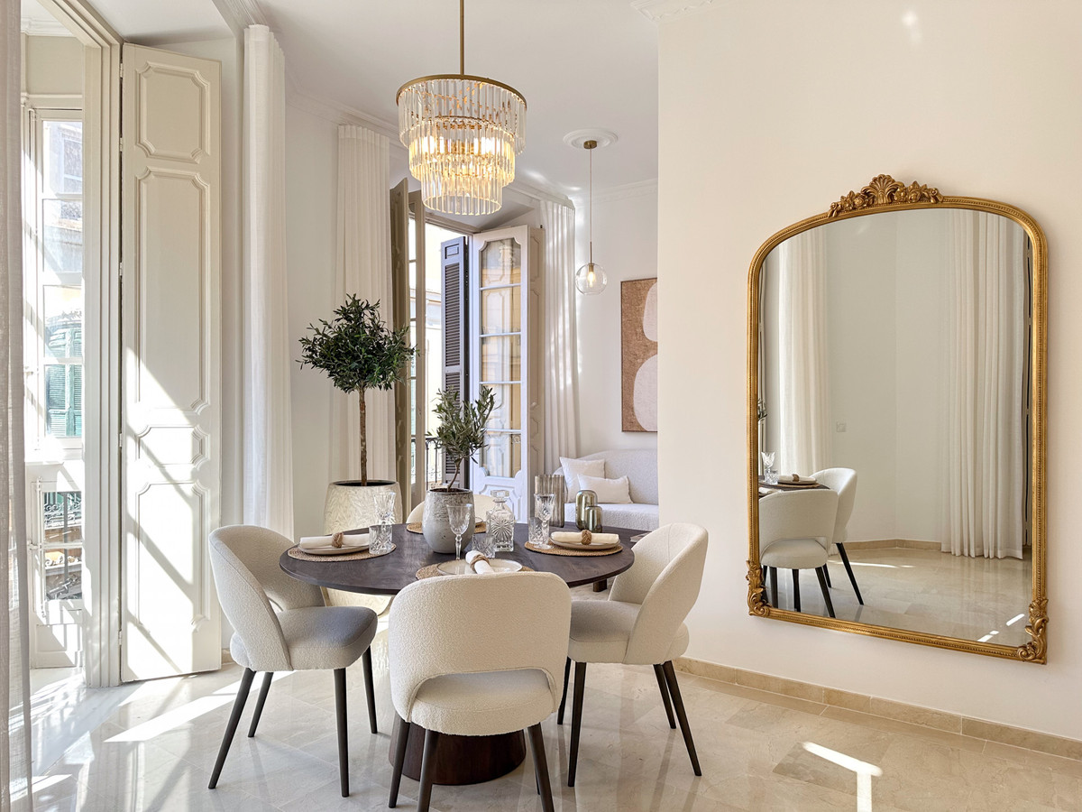 3 Bed Apartment for sale in Centro Histórico Málaga Ciudad, Málaga, Spain