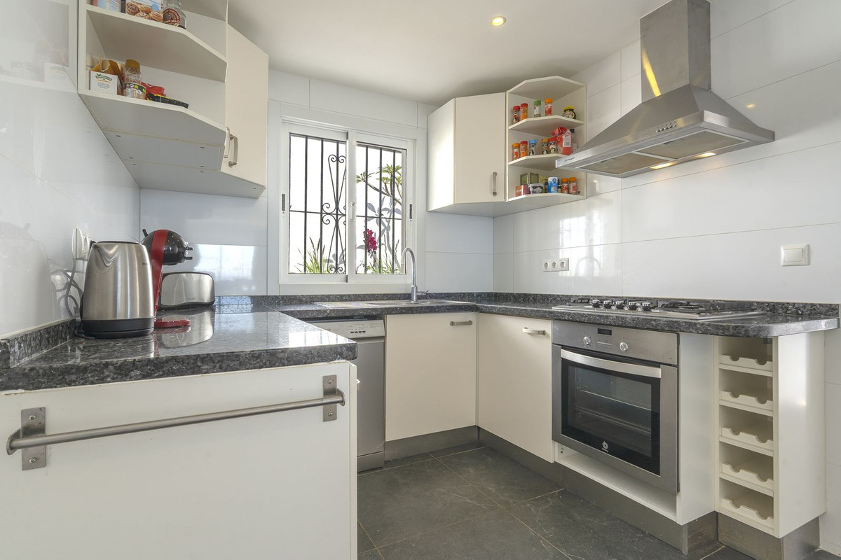 5 Bed Townhouse for sale in La Cala De Mijas Costa Del Sol, Málaga, Spain