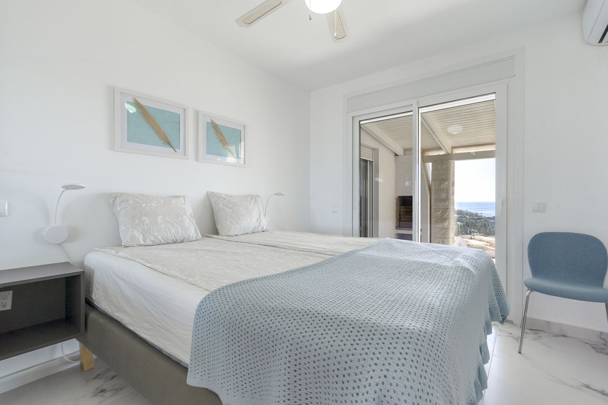 5 Bed Townhouse for sale in La Cala De Mijas Costa Del Sol, Málaga, Spain