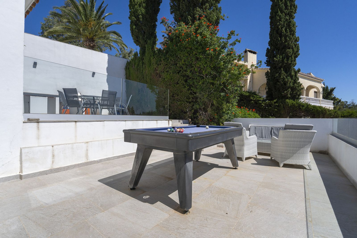 5 Bed Townhouse for sale in La Cala De Mijas Costa Del Sol, Málaga, Spain