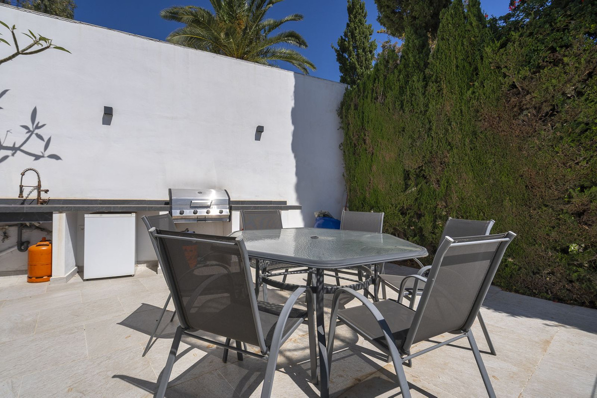 5 Bed Townhouse for sale in La Cala De Mijas Costa Del Sol, Málaga, Spain