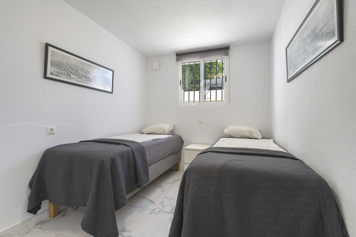 5 Bed Townhouse for sale in La Cala De Mijas Costa Del Sol, Málaga, Spain