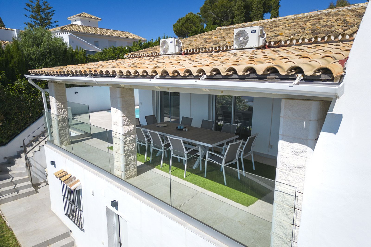 5 Bed Townhouse for sale in La Cala De Mijas Costa Del Sol, Málaga, Spain