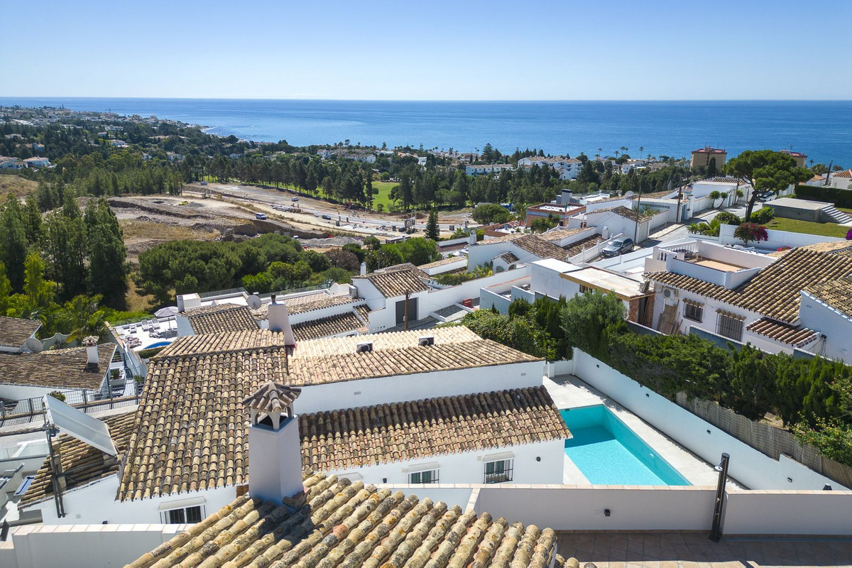5 Bed Townhouse for sale in La Cala De Mijas Costa Del Sol, Málaga, Spain