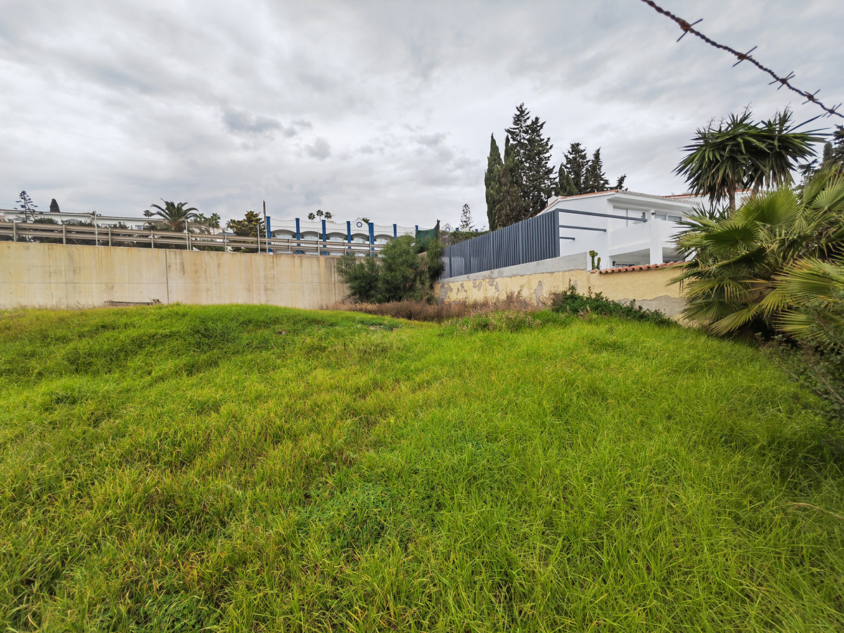 Se vende Terreno Urbano  en Costa Del Sol, Málaga, España