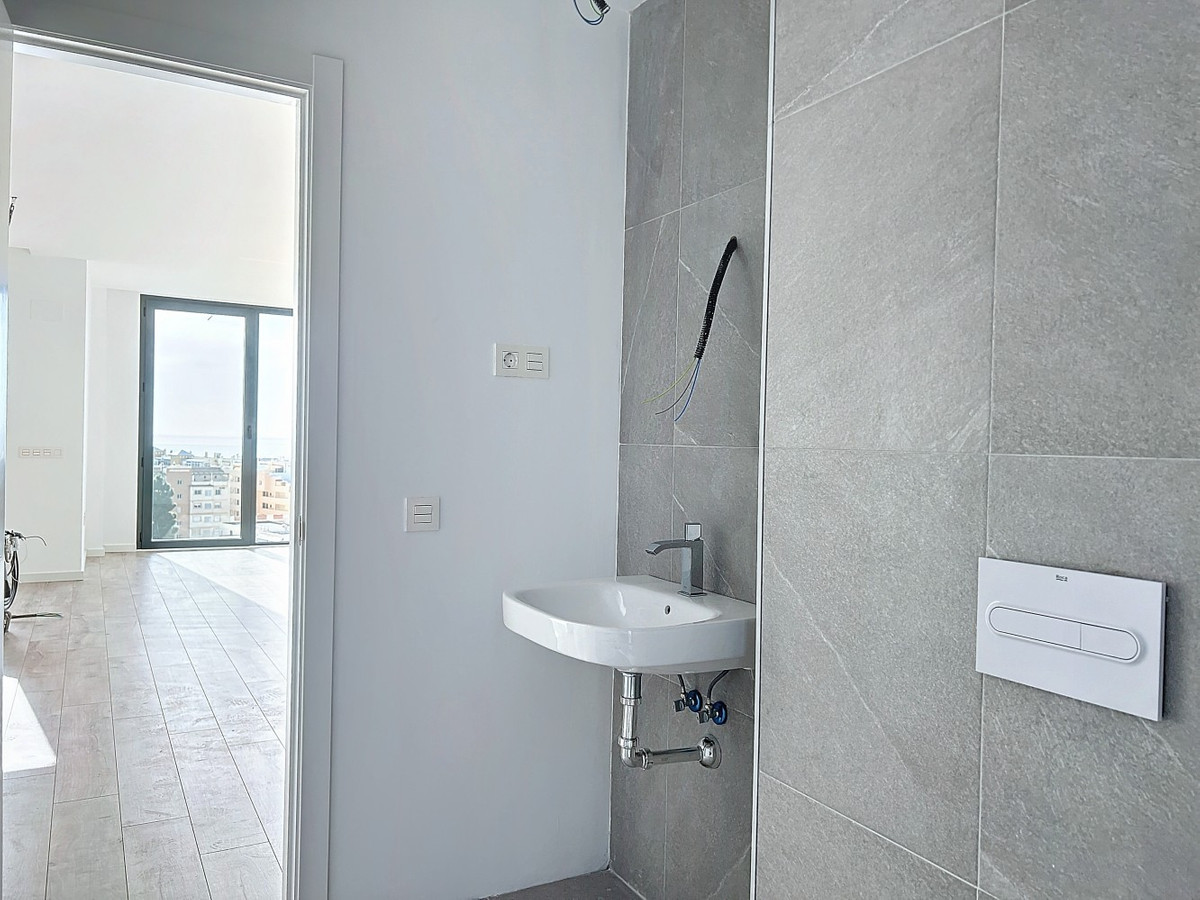 3 Bed Townhouse for sale in Torre Del Mar Costa Del Sol East, Málaga, Spain