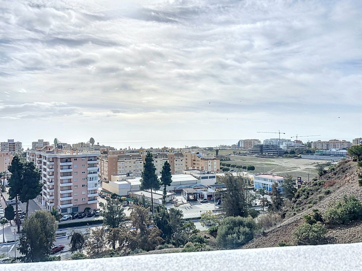 3 Bed Townhouse for sale in Torre Del Mar Costa Del Sol East, Málaga, Spain
