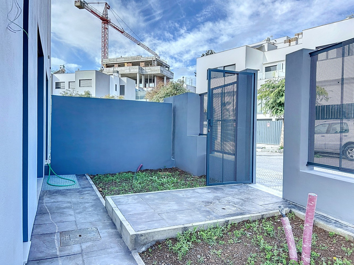 3 Bed Townhouse for sale in Torre Del Mar Costa Del Sol East, Málaga, Spain