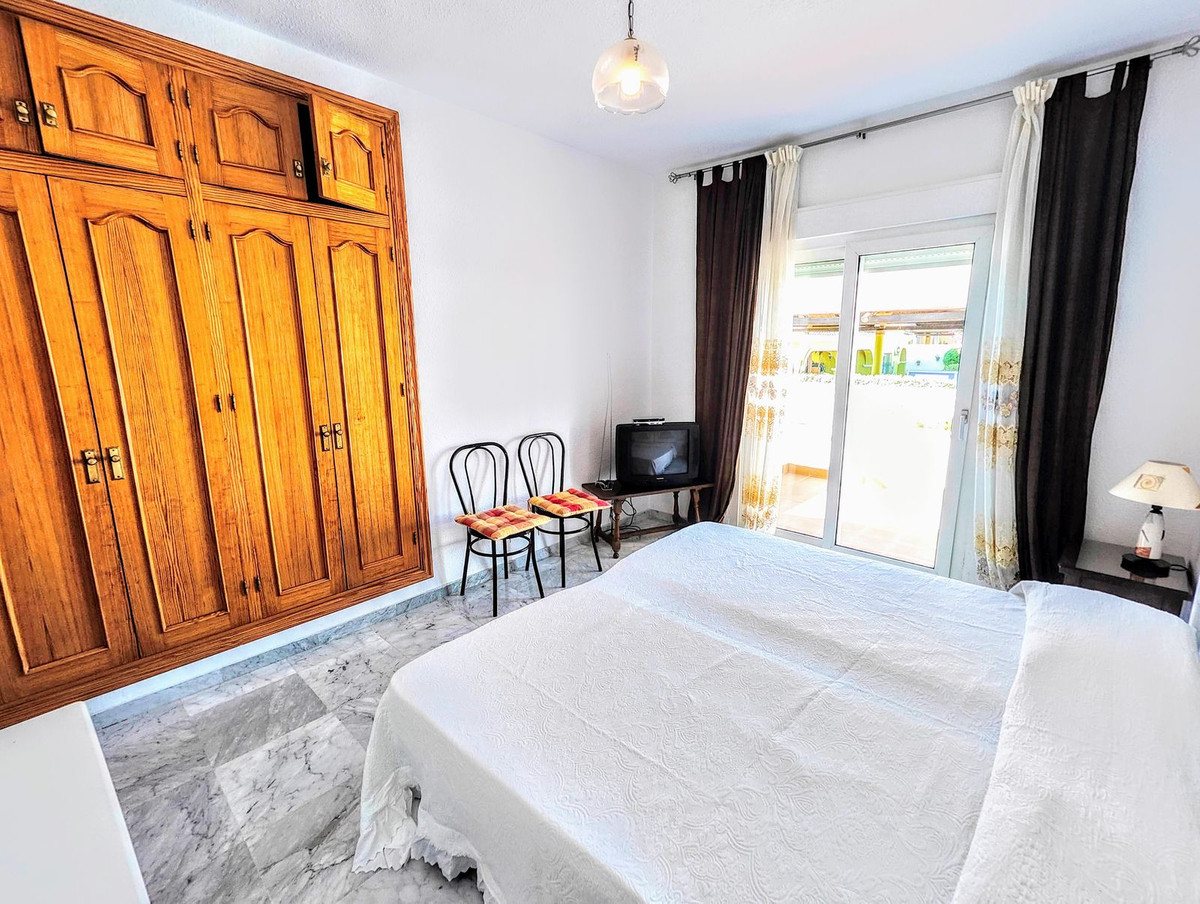 Se vende Villa - Chalet de 4 dormitorios en Costa Del Sol, Málaga, España