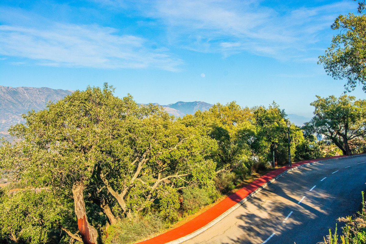 Plots for sale in La Mairena Costa Del Sol, Málaga, Spain