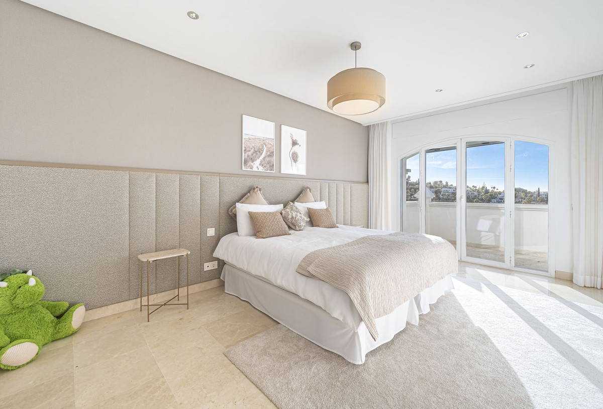 Se vende Villa - Chalet de 7 dormitorios en Costa Del Sol, Málaga, España