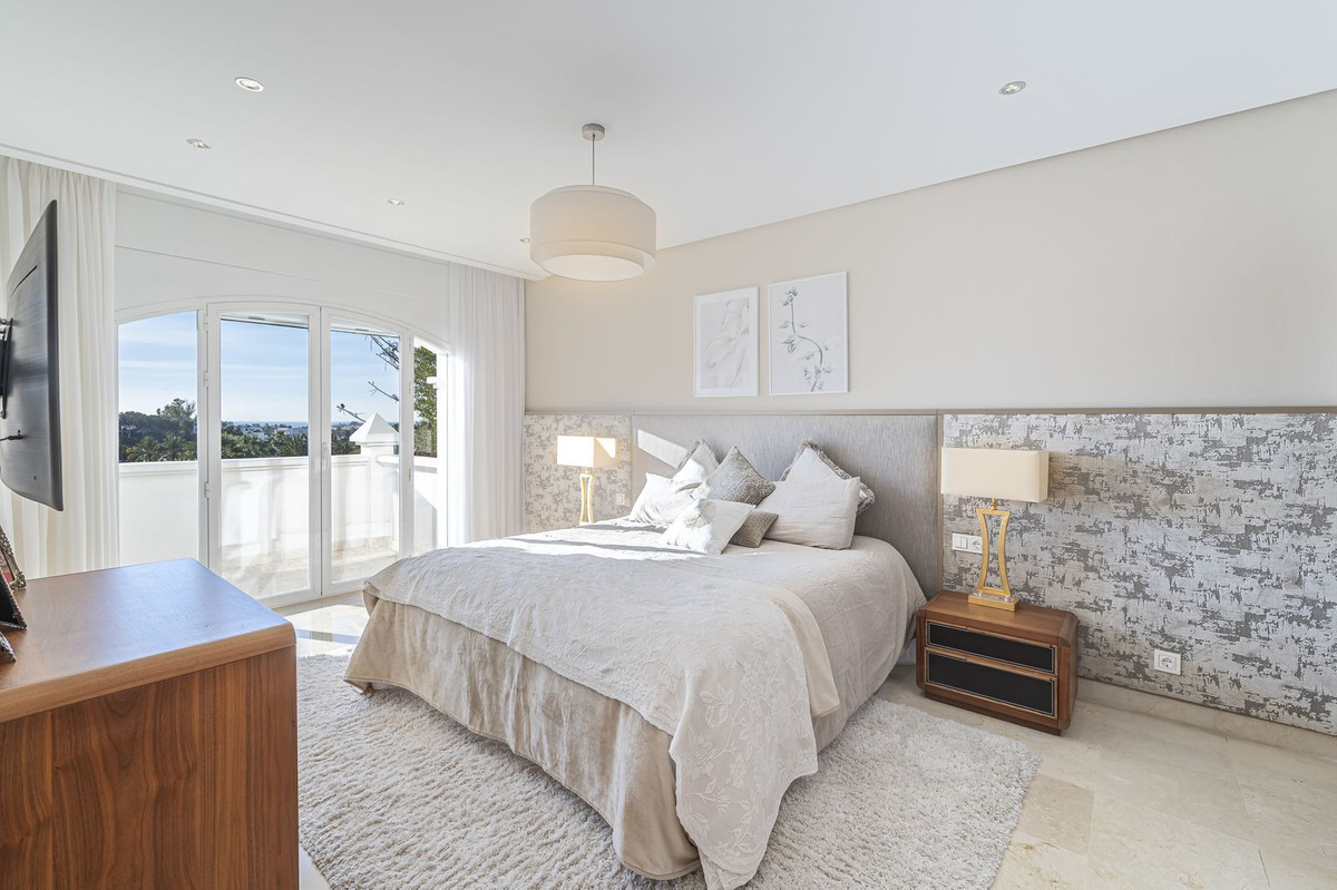 Se vende Villa - Chalet de 7 dormitorios en Costa Del Sol, Málaga, España