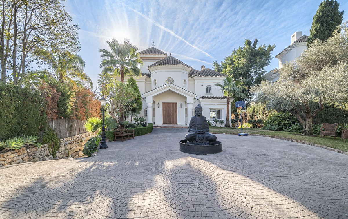 Se vende Villa - Chalet de 7 dormitorios en Costa Del Sol, Málaga, España