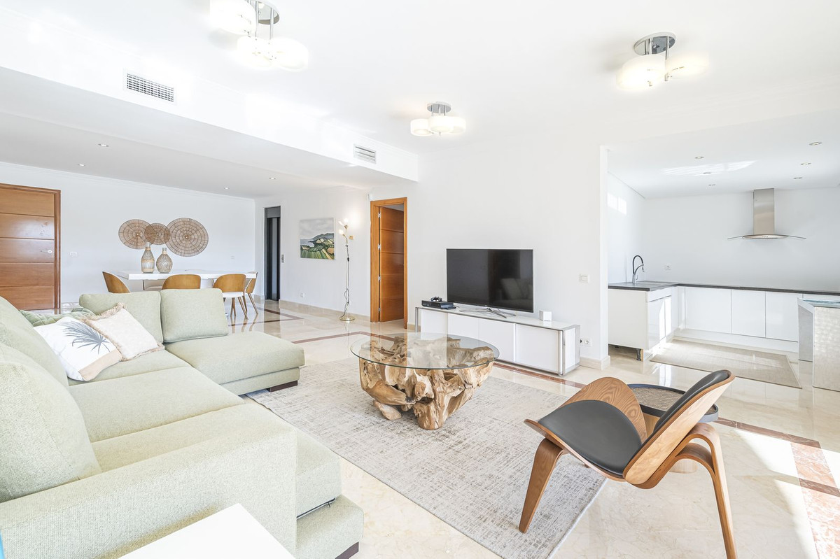 Se vende Villa - Chalet de 7 dormitorios en Costa Del Sol, Málaga, España