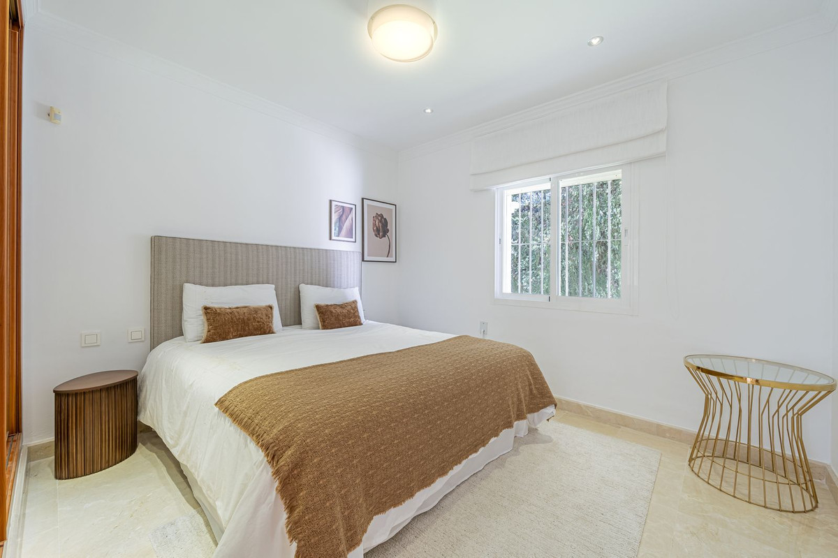 Se vende Villa - Chalet de 7 dormitorios en Costa Del Sol, Málaga, España