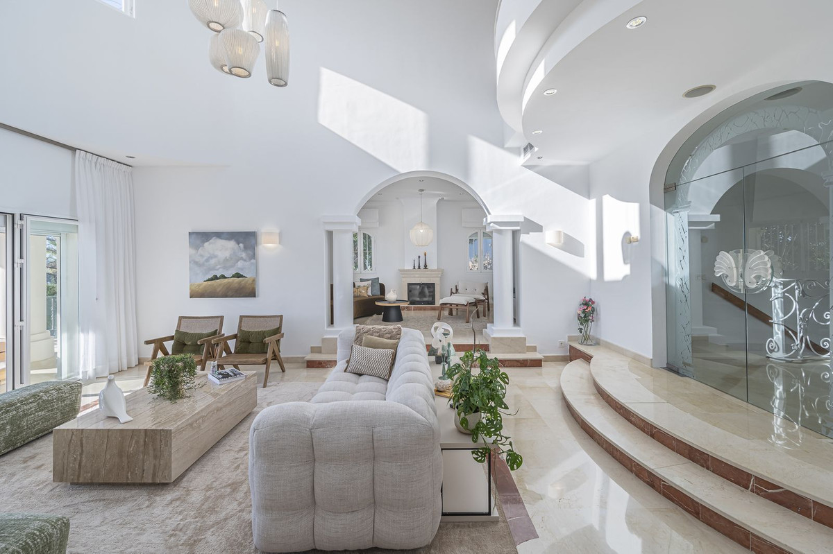 Se vende Villa - Chalet de 7 dormitorios en Costa Del Sol, Málaga, España