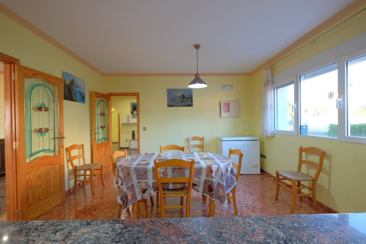 9 Bed Townhouse for sale in Calpe Costa Blanca, Alicante, Spain