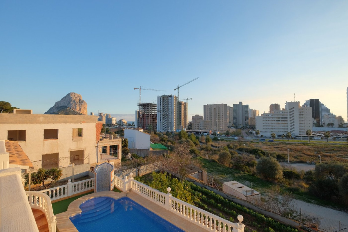 9 Bed Townhouse for sale in Calpe Costa Blanca, Alicante, Spain