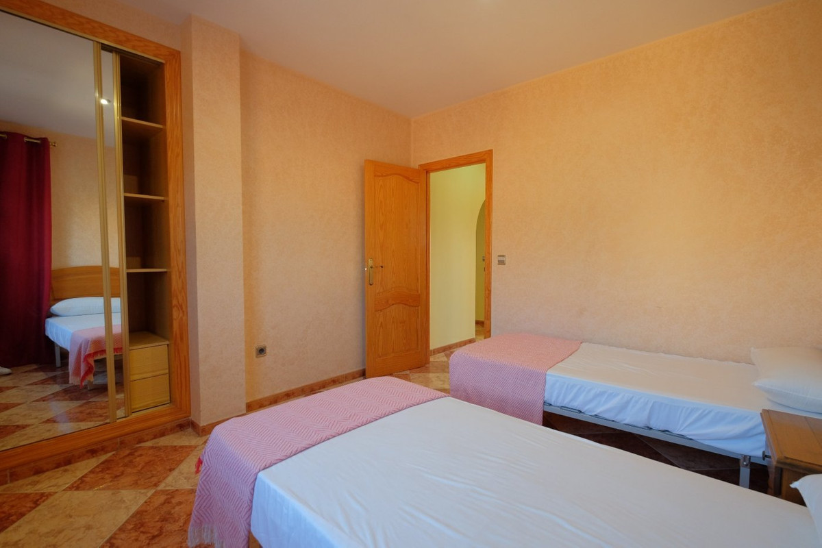 9 Bed Townhouse for sale in Calpe Costa Blanca, Alicante, Spain