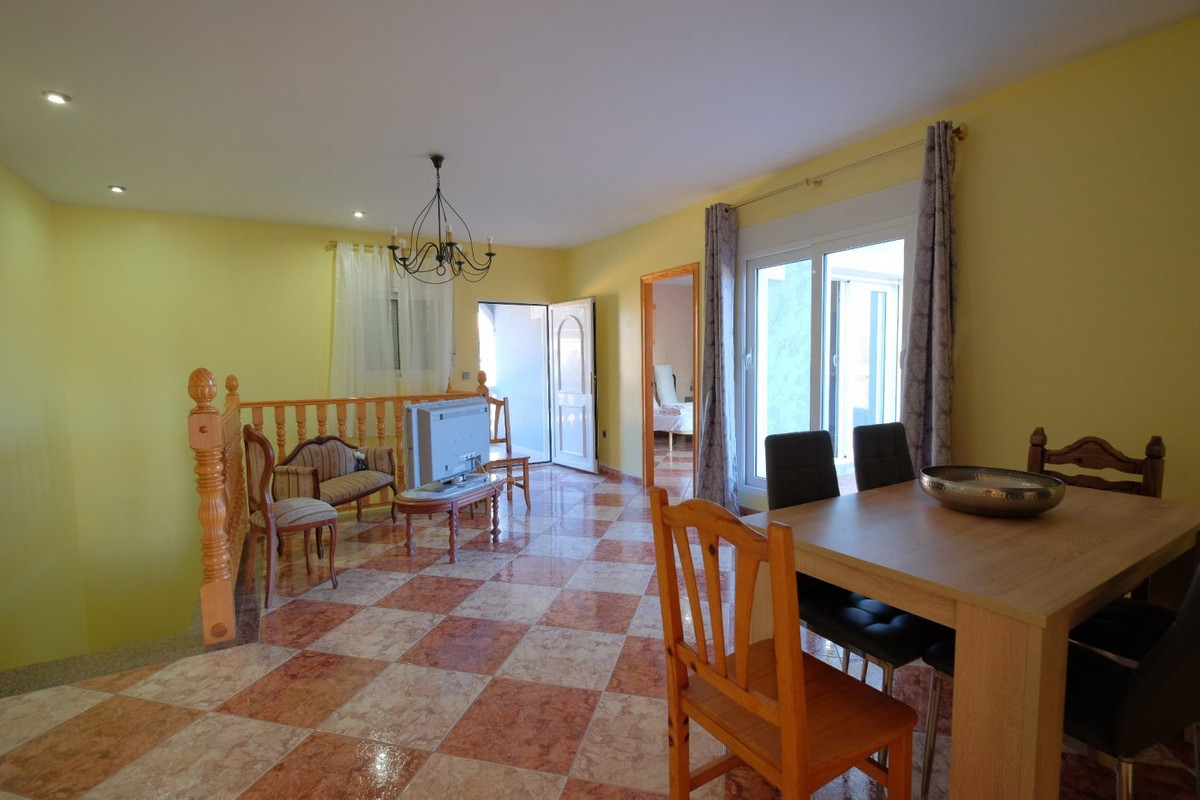 9 Bed Townhouse for sale in Calpe Costa Blanca, Alicante, Spain