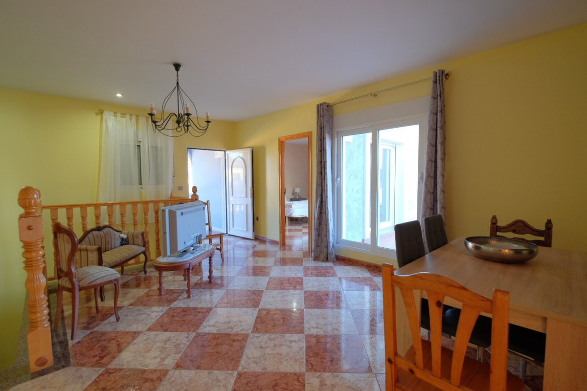 9 Bed Townhouse for sale in Calpe Costa Blanca, Alicante, Spain