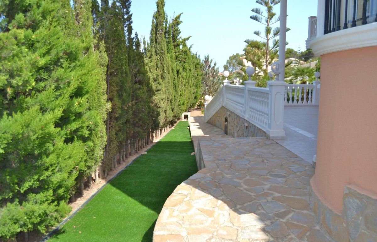 Se vende Villa - Chalet de 5 dormitorios en Costa Blanca, Alicante, España