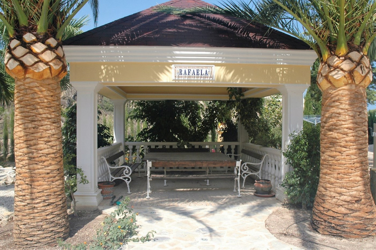 Se vende Villa - Chalet de 5 dormitorios en Costa Blanca, Alicante, España
