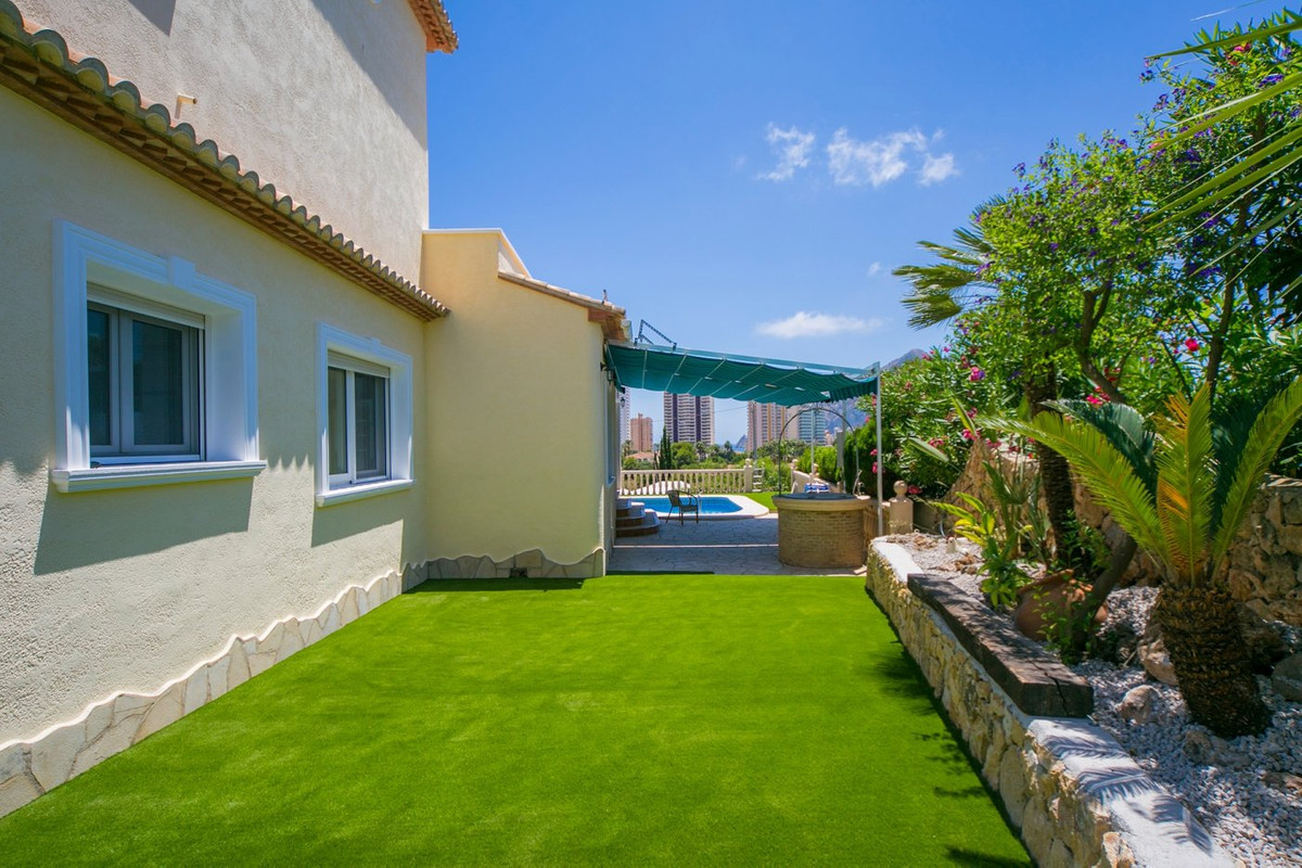 Se vende Villa - Chalet de 3 dormitorios en Costa Blanca, Alicante, España