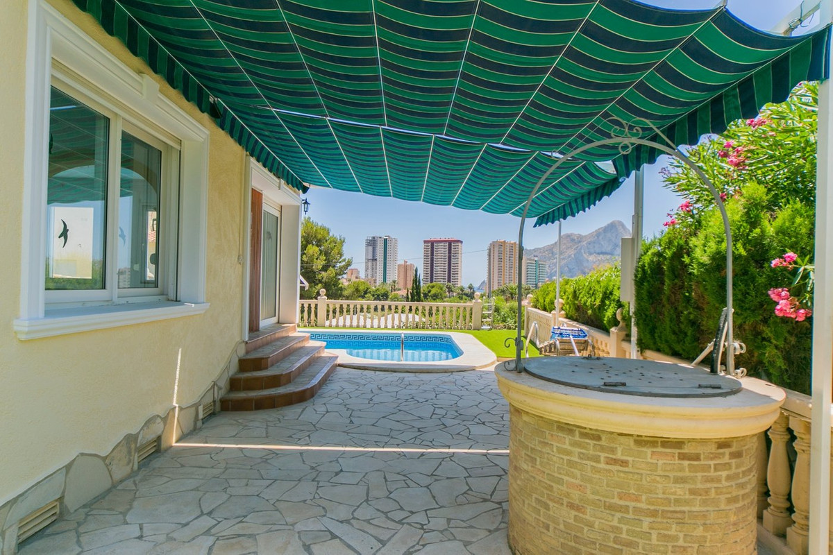 Se vende Villa - Chalet de 3 dormitorios en Costa Blanca, Alicante, España