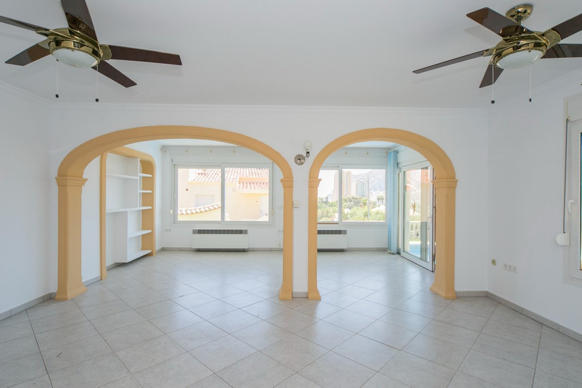 Se vende Villa - Chalet de 3 dormitorios en Costa Blanca, Alicante, España