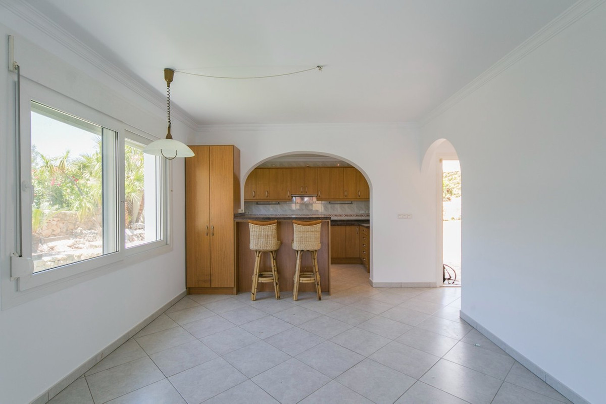Se vende Villa - Chalet de 3 dormitorios en Costa Blanca, Alicante, España