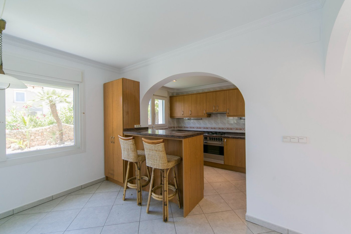Se vende Villa - Chalet de 3 dormitorios en Costa Blanca, Alicante, España