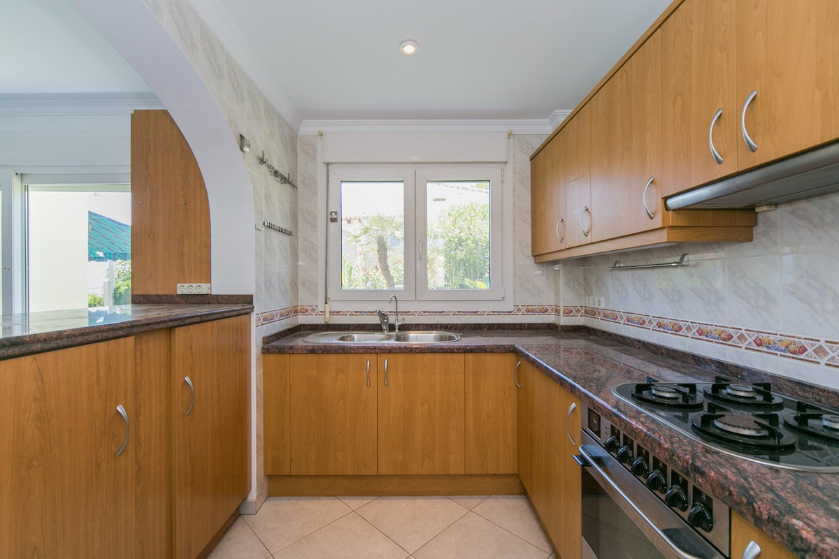 Se vende Villa - Chalet de 3 dormitorios en Costa Blanca, Alicante, España