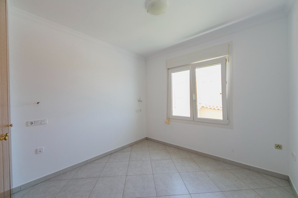 Se vende Villa - Chalet de 3 dormitorios en Costa Blanca, Alicante, España