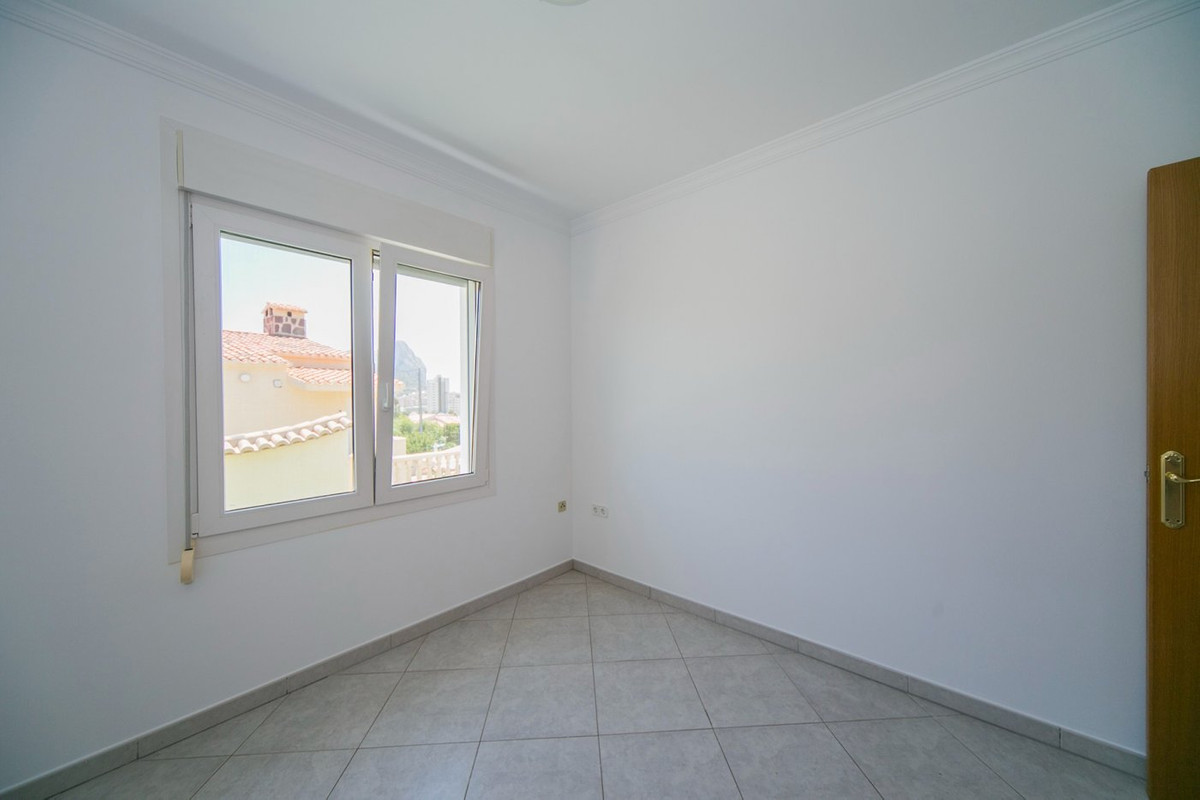 Se vende Villa - Chalet de 3 dormitorios en Costa Blanca, Alicante, España