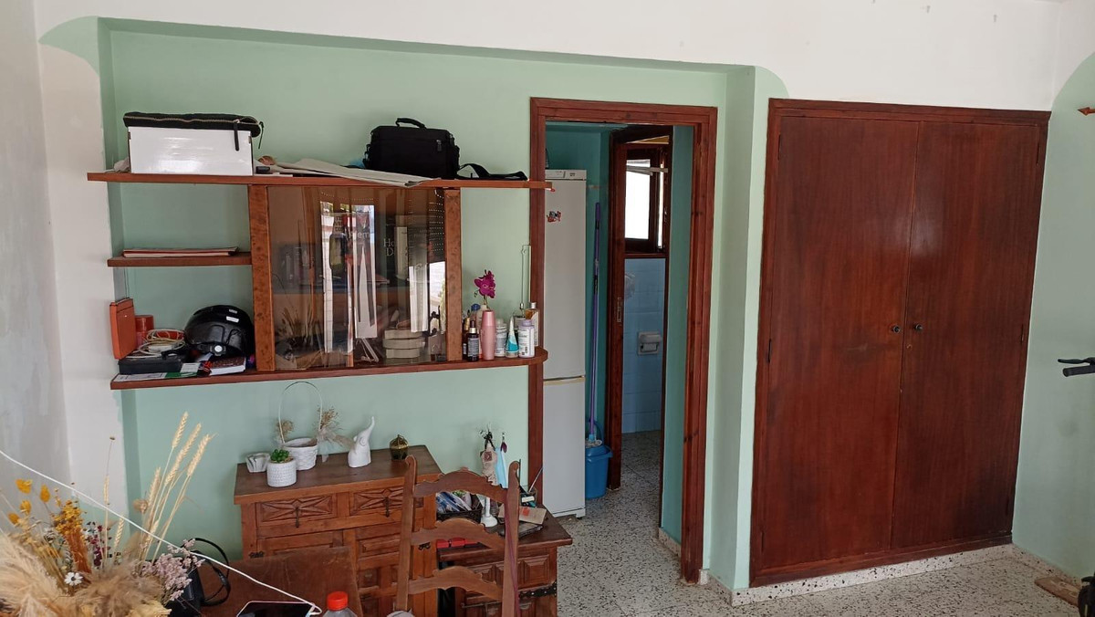 11 Bed Townhouse for sale in Calpe Costa Blanca, Alicante, Spain