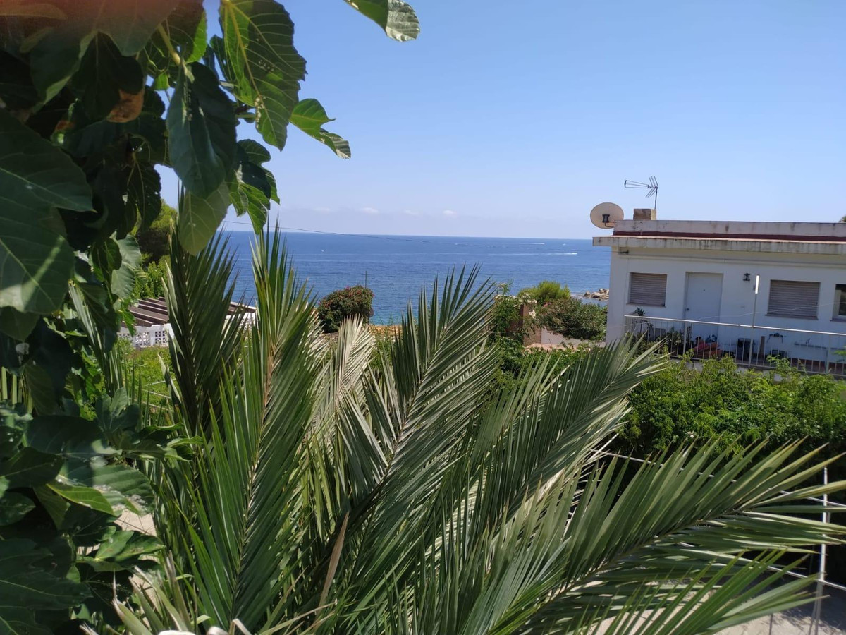 11 Bed Townhouse for sale in Calpe Costa Blanca, Alicante, Spain