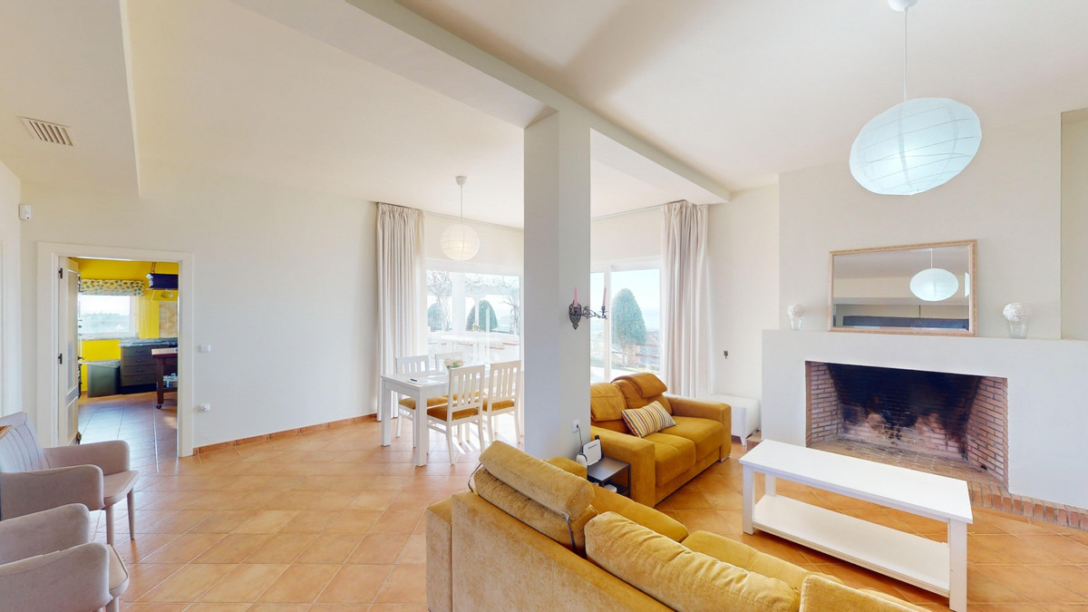 3 Bed Townhouse for sale in Torrox Costa Del Sol East, Málaga, Spain