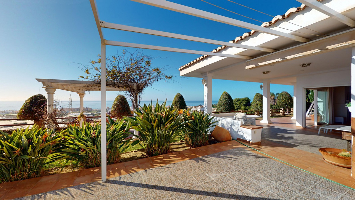 3 Bed Townhouse for sale in Torrox Costa Del Sol East, Málaga, Spain
