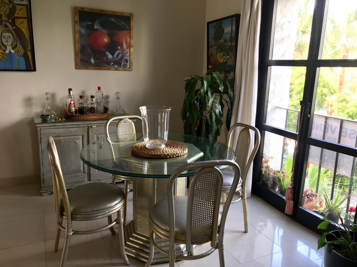 Se vende Apartamento Planta Media de 2 dormitorios en Costa Del Sol, Málaga, España