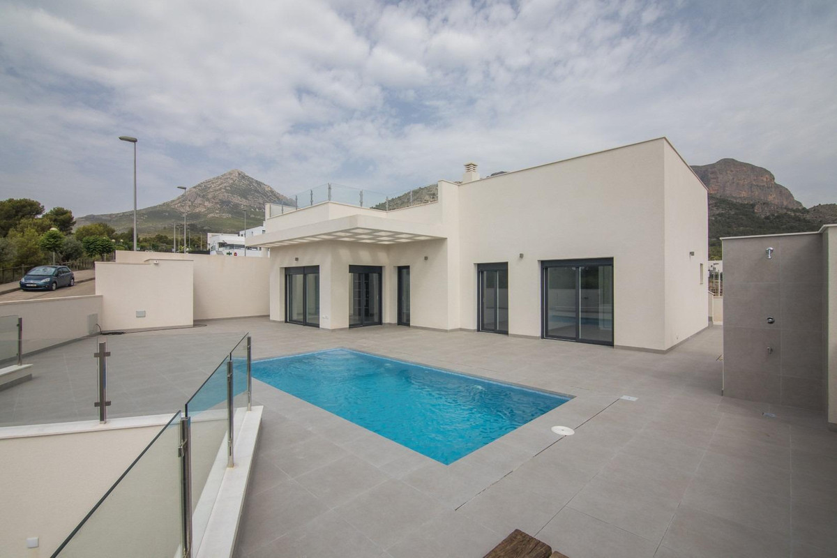 3 Bed Townhouse for sale in Polop Costa Blanca, Alicante, Spain