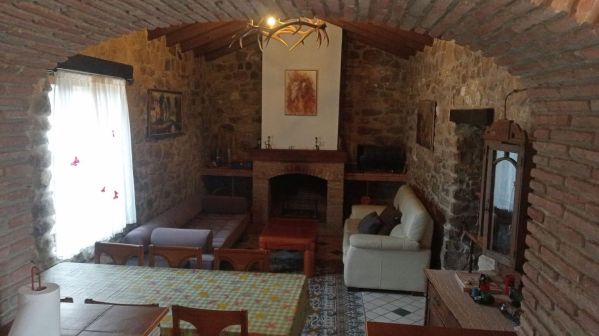4 Bed Townhouse for sale in Cortes De La Frontera Costa Del Sol, Málaga, Spain