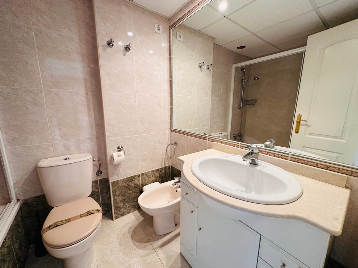 Se vende Apartamento Planta Baja de 2 dormitorios en Costa Blanca, Alicante, España